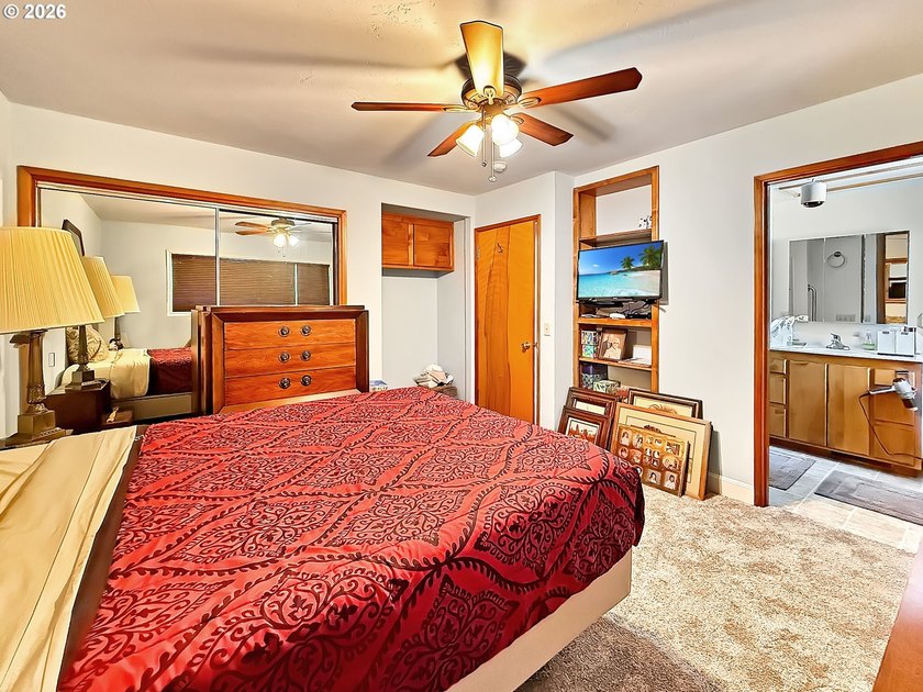 Oceanfront Oasis Home with Stunning Panoramic Views from inside - photo 20