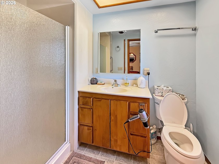Oceanfront Oasis Home with Stunning Panoramic Views from inside - photo 22