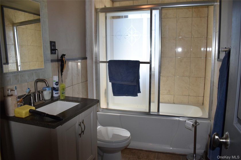 Don't Miss this Opportunity to make this your Dream Home in - photo 6