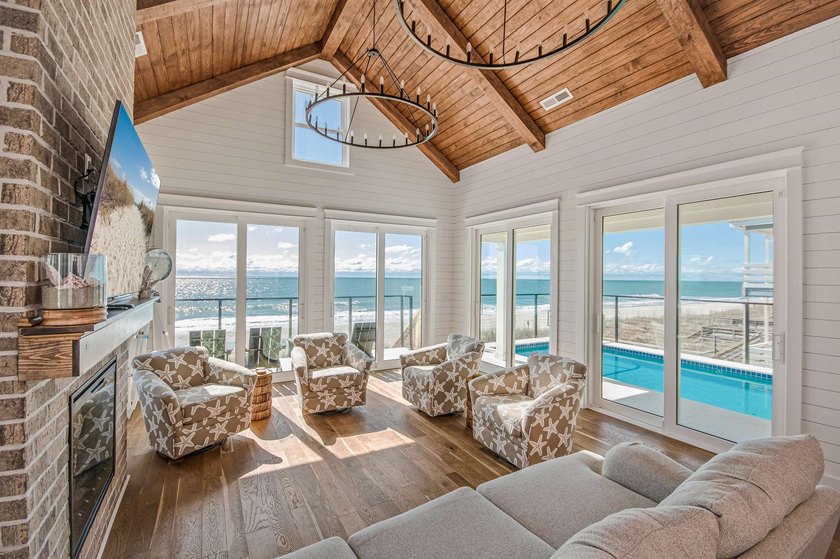 Amazing opportunity for exquisite island living! Located in the - photo 7