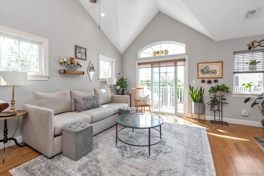 Welcome to Harborview Estates, an exclusive 55+ waterfront - photo 2