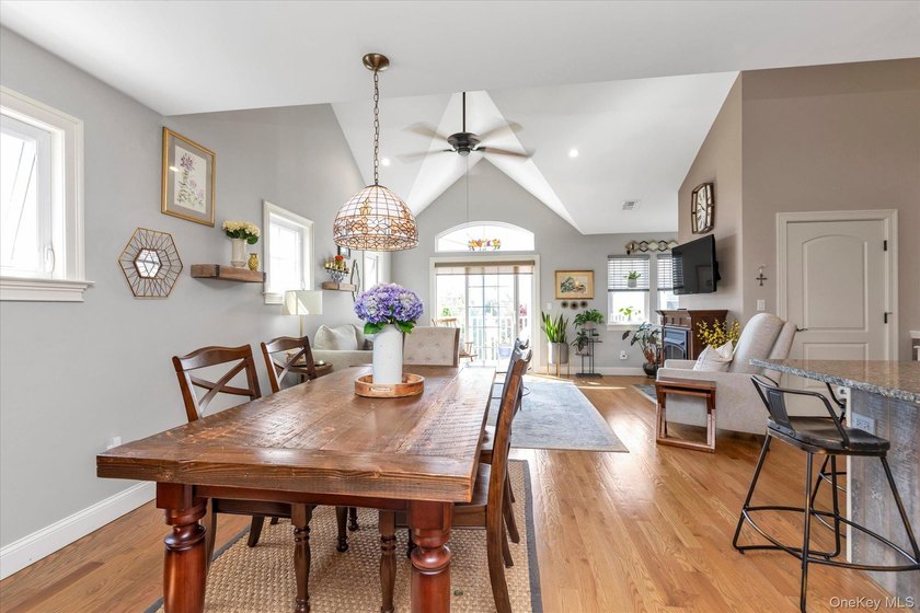 Welcome to Harborview Estates, an exclusive 55+ waterfront - photo 6