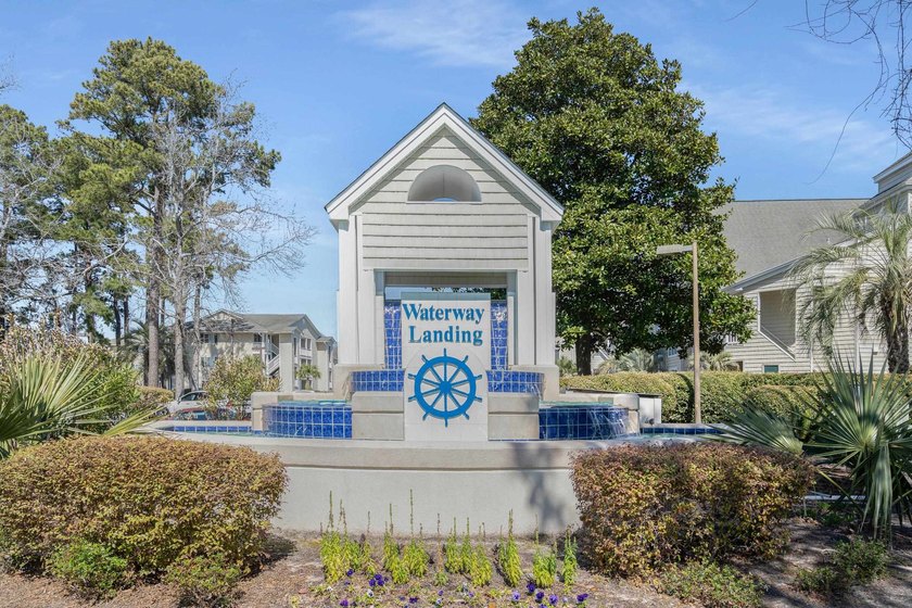Beautiful Top-Floor 2BR/2BA Condo in Waterway Landing - North - photo 4