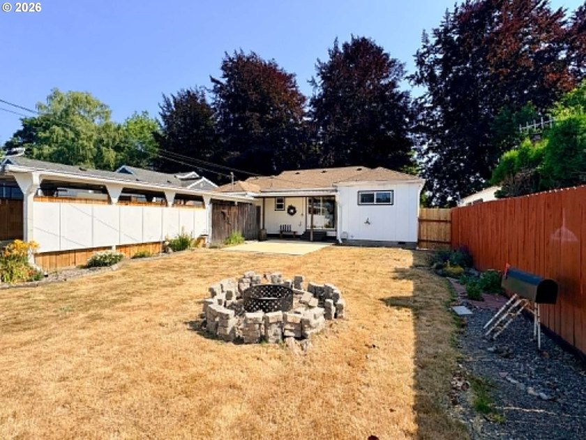 Completely remodeled and move-in ready! This beautifully updated - photo 26