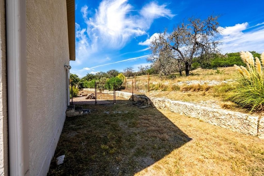 Nestled in the rolling hills of the Texas Hill Country, custom - photo 38