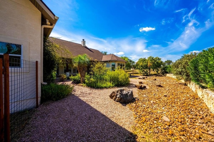 Nestled in the rolling hills of the Texas Hill Country, custom - photo 39