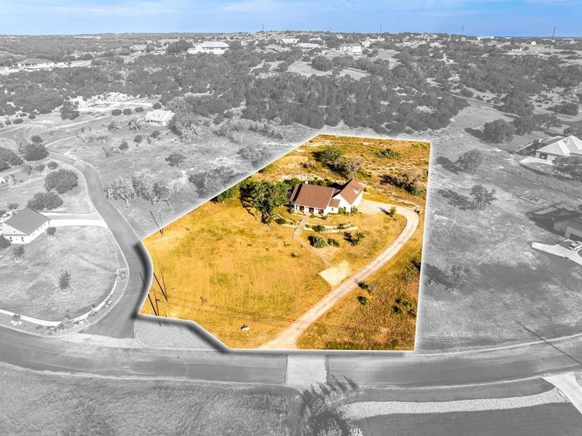 Nestled in the rolling hills of the Texas Hill Country, custom - photo 48
