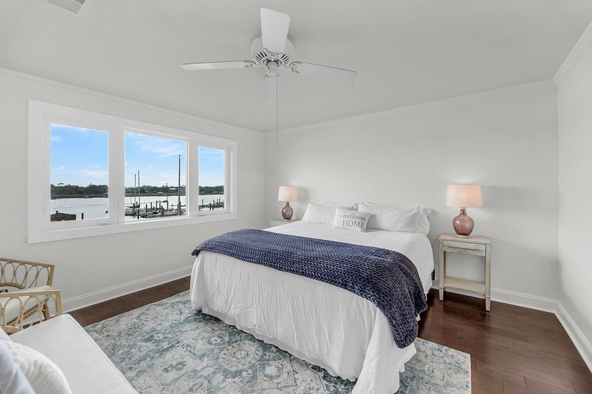 PENTHOUSE RIVER VIEWS | END UNIT | 3 BEDROOM FLAT CONDO | WALK - photo 16