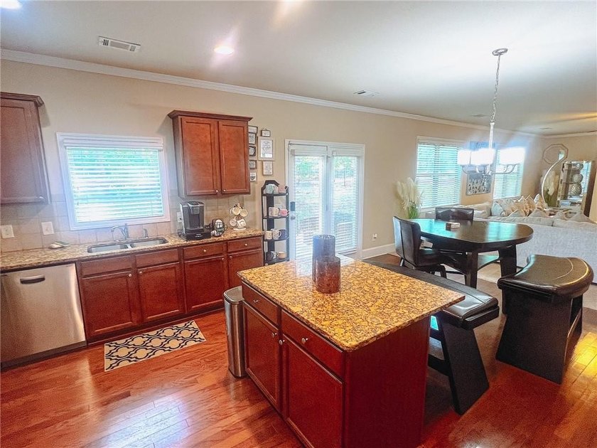 SELLER TO GIVE $7,500 TOWARDS YOUR CLOSING COSTS!! INSTANT - photo 25