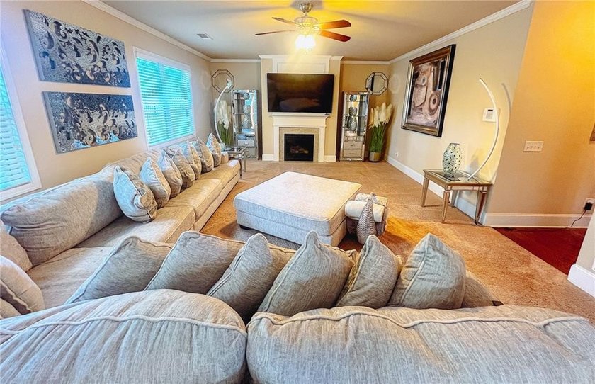 SELLER TO GIVE $7,500 TOWARDS YOUR CLOSING COSTS!! INSTANT - photo 29