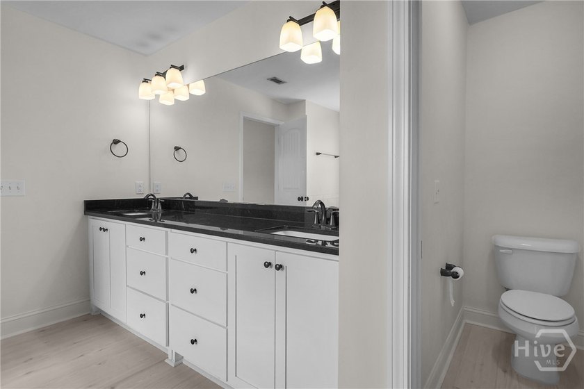 Welcome to 180 Kerry Drive, where space, privacy and modern - photo 38