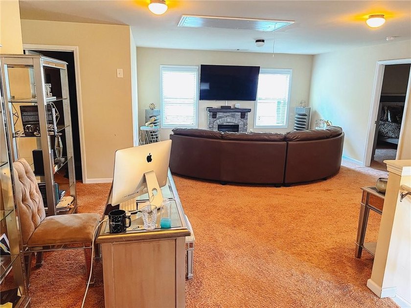 SELLER TO GIVE $7,500 TOWARDS YOUR CLOSING COSTS!! INSTANT - photo 39