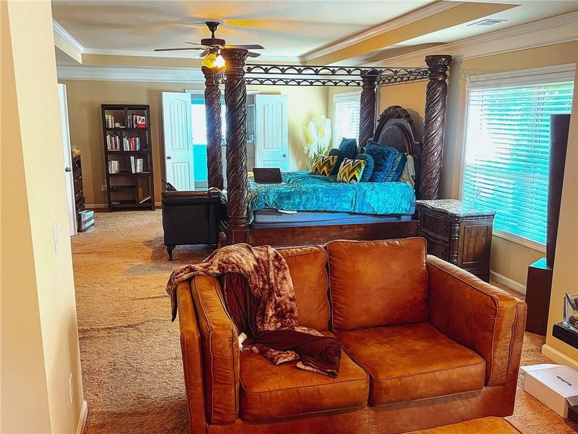 SELLER TO GIVE $7,500 TOWARDS YOUR CLOSING COSTS!! INSTANT - photo 47