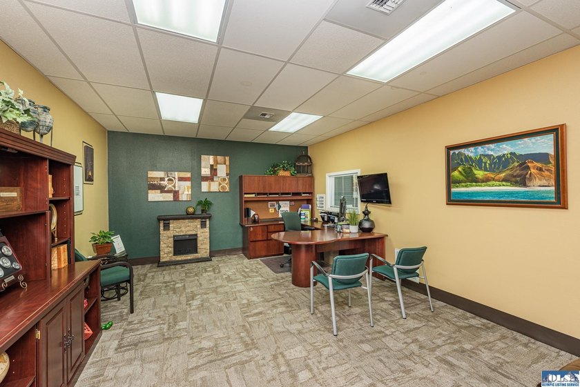 Excellent investment opportunity in ideal location, fully leased - photo 16
