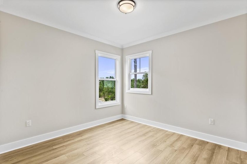 UNDER CONSTRUCTION - The Chopin floor plan offers 5 bedrooms &amp; 4 - photo 17