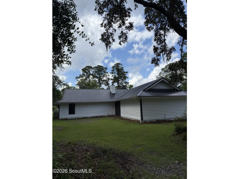 This house is totally remodeled new paint inside and out new - photo 24