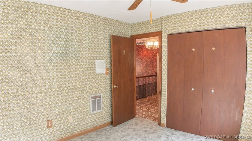 MOTIVATED SELLER! PRICED TO SELL!A spacious 3BR 3BA home with - photo 32