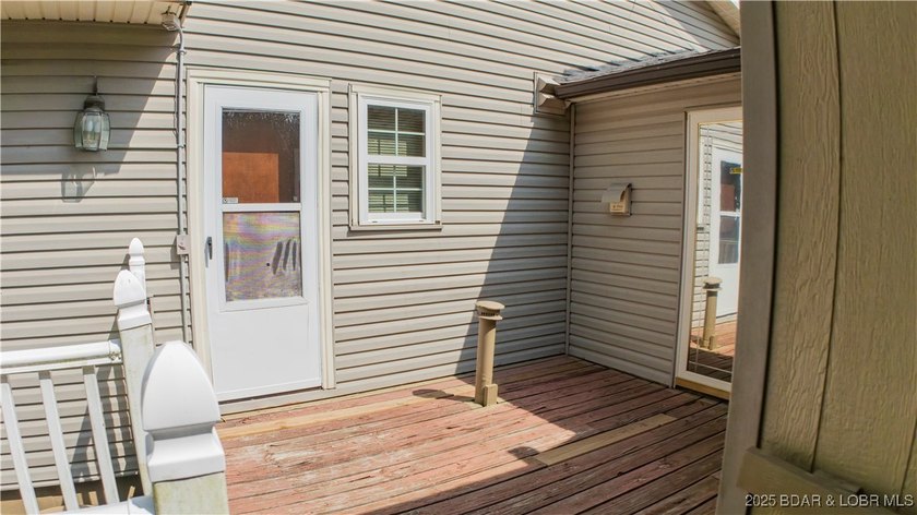 MOTIVATED SELLER! PRICED TO SELL!A spacious 3BR 3BA home with - photo 38