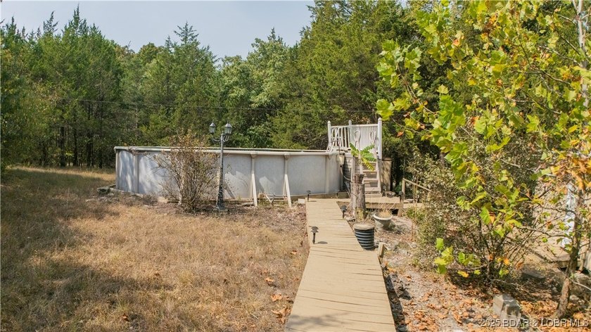 MOTIVATED SELLER! PRICED TO SELL!A spacious 3BR 3BA home with - photo 44