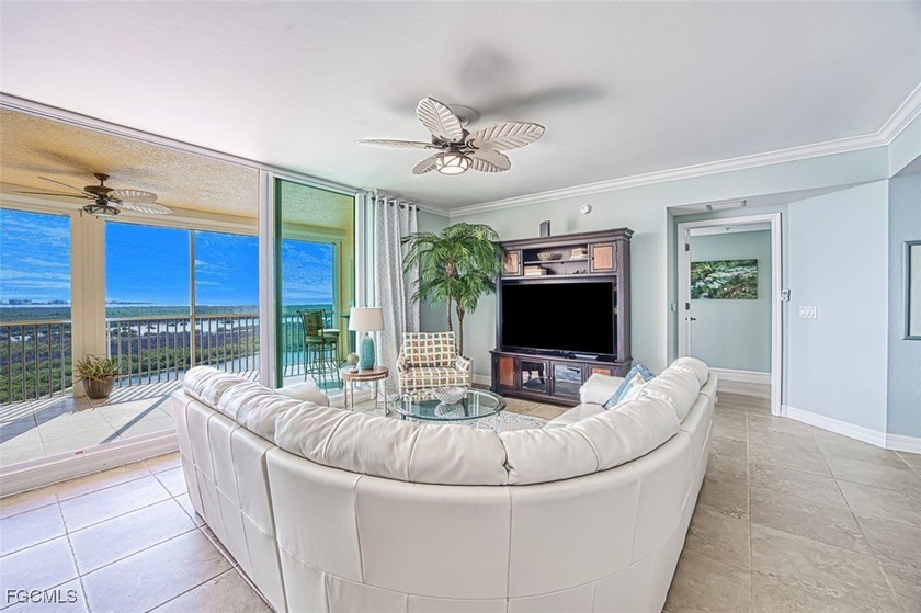 FEES REDUCED AS OF 07-01-'26! A soothing coastal feel inside - photo 8