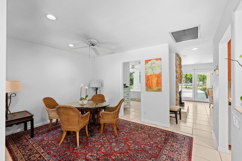 Located just minutes from Wellington's world-renowned horse show - photo 13