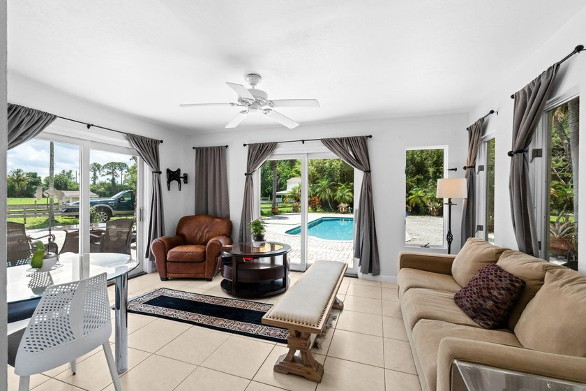 Located just minutes from Wellington's world-renowned horse show - photo 18