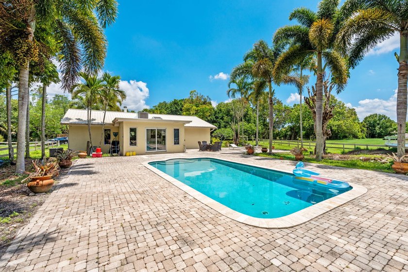 Located just minutes from Wellington's world-renowned horse show - photo 35