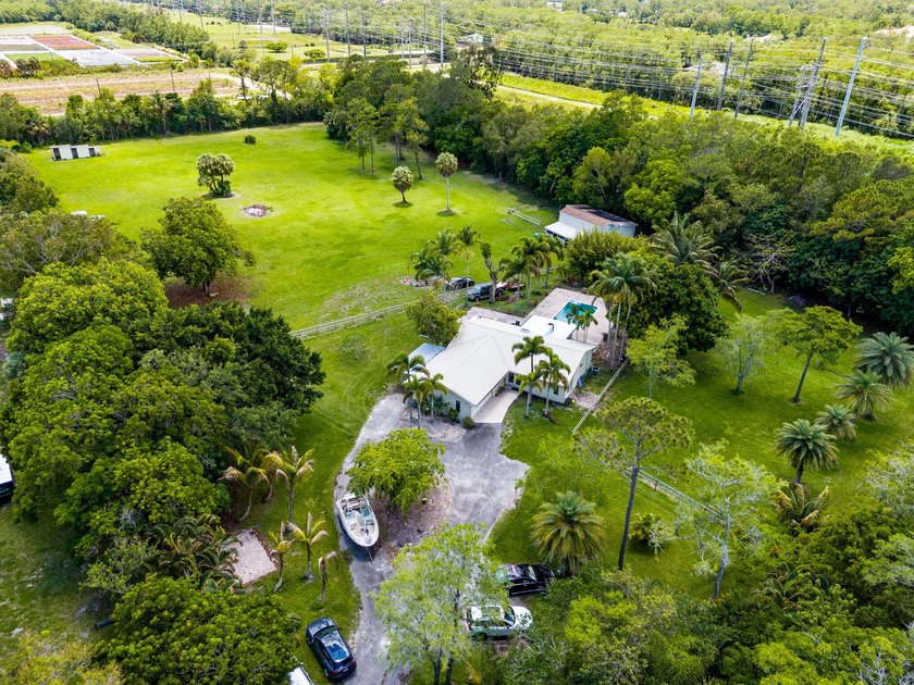 Located just minutes from Wellington's world-renowned horse show - photo 46