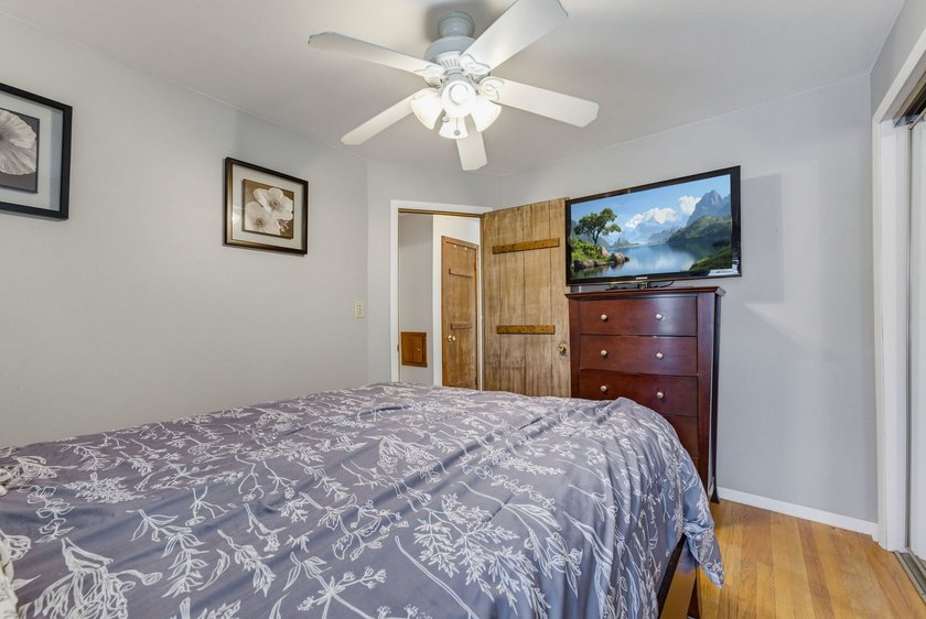 Move right into this beautifully maintained ranch in a fantastic - photo 12