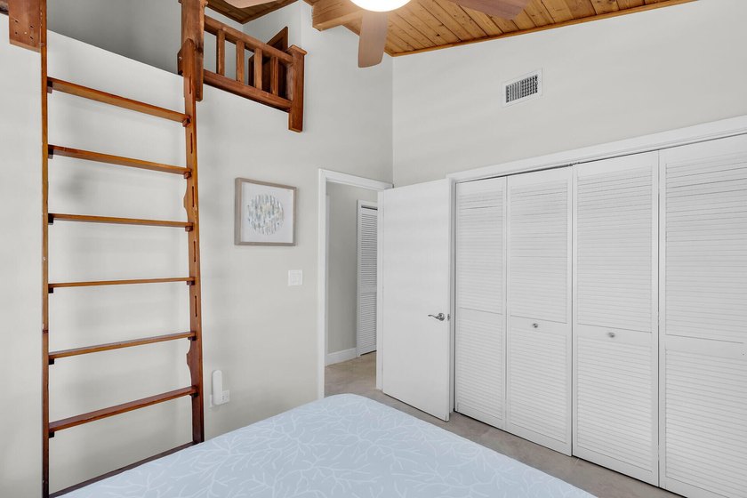 This canal front home checks all the boxes. PRICE, CONDITION - photo 15