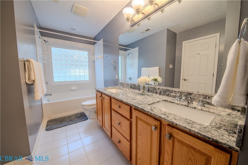 Easy, low-maintenance living in this well-kept condo at - photo 41