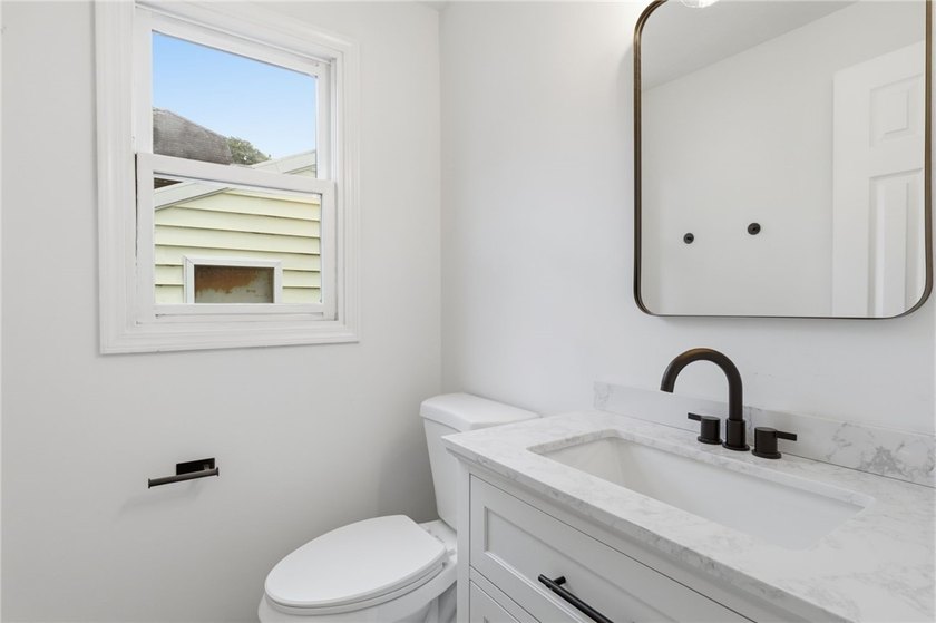Welcome to 163 Sparling Drive! This 3-bedroom, 1.5-bath home - photo 20