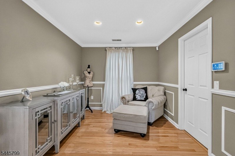 Spectacular Colonial in Sought-After Vizcaya Estates! Welcome to - photo 25