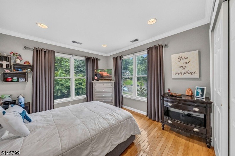 Spectacular Colonial in Sought-After Vizcaya Estates! Welcome to - photo 34