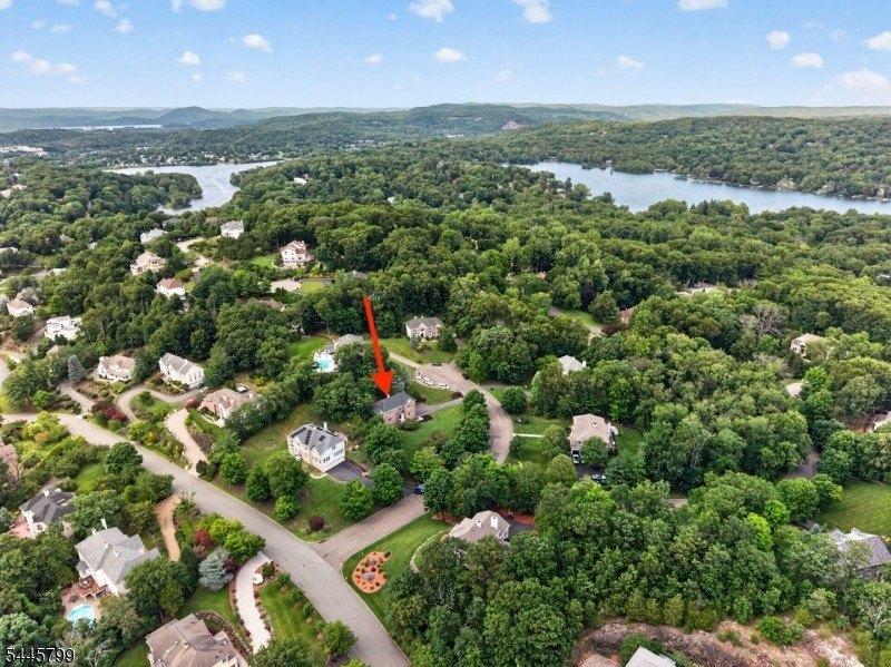 Spectacular Colonial in Sought-After Vizcaya Estates! Welcome to - photo 50