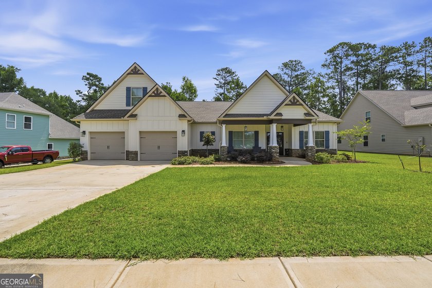 Welcome to 641 Whispering Pines Drive, where luxury, comfort - photo 4