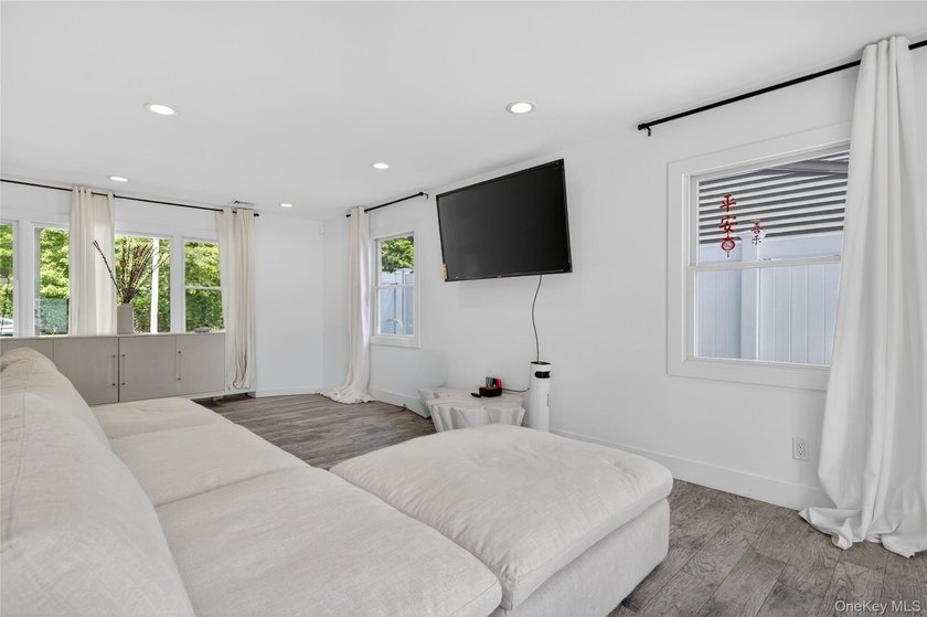 A Diamond, Completely Remodeled Colonial Located Mid-Block in - photo 5