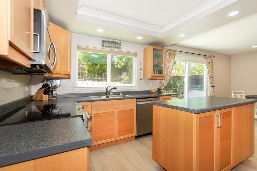 12567 Pomerado Ct - photo 7