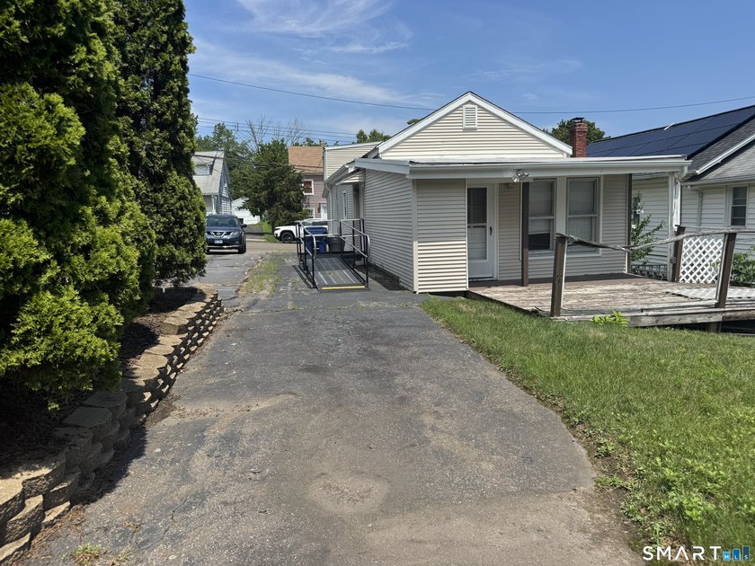 LOCATION, LOCATION, LOCATION! Just one block from Sea Bluff - photo 13