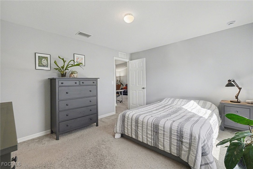 Welcome home to this beautifully maintained Christopher Alan - photo 14