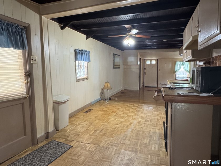 LOCATION, LOCATION, LOCATION! Just one block from Sea Bluff - photo 15