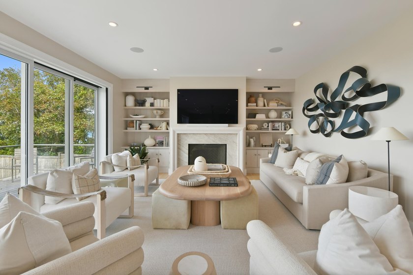 This stunning waterfront home is nestled within a coveted North - photo 8