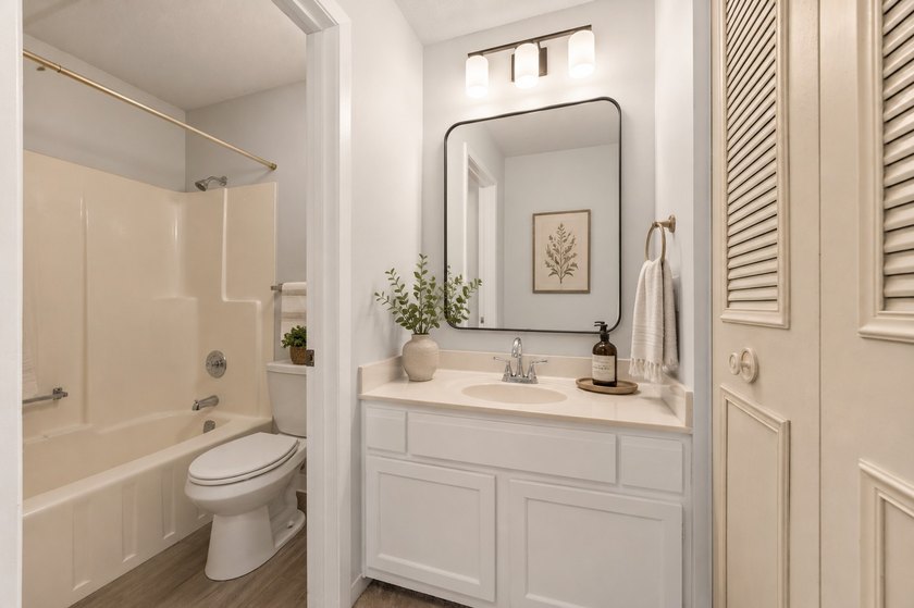Welcome Home! Greenbrier Village has so many amenities, you can - photo 46