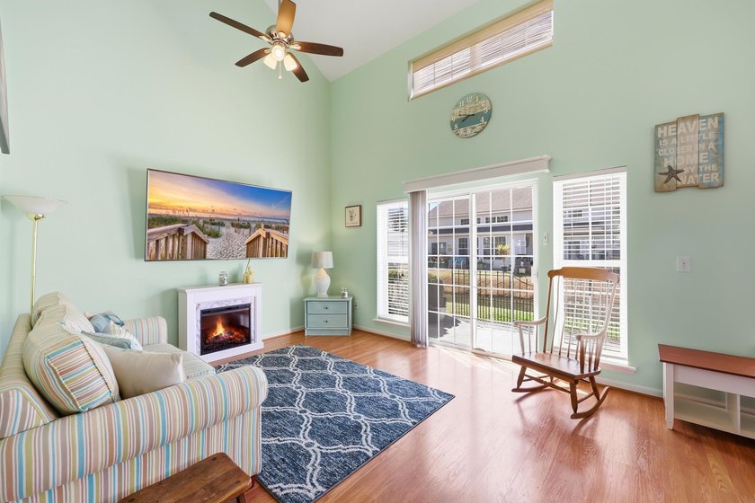 Looking for a quiet community where neighbors are homeowners - photo 3
