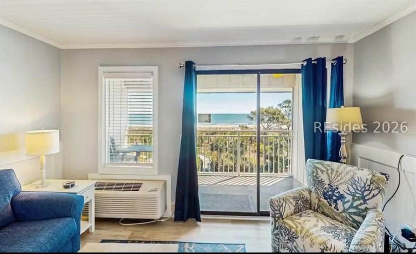 Gorgeous top floor, expansive ocean front view from your private - photo 4