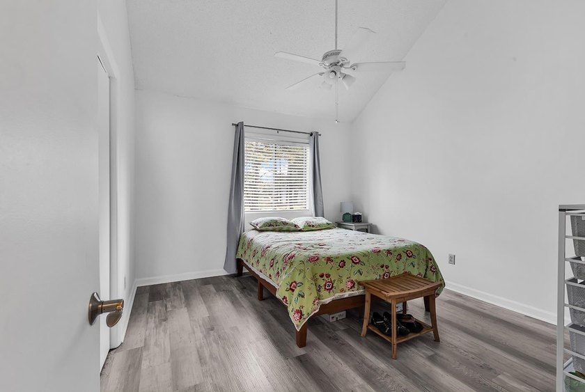 Welcome home to Fairway Lakes at Island Green, nestled on the - photo 6