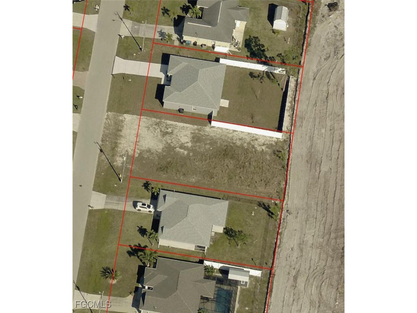 Discover the possibilities with this vacant lot located in - photo 3
