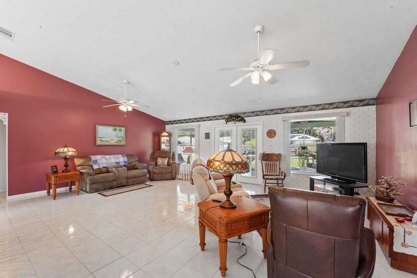 Welcome to 902 Egret Avenue in Fort Pierce! Tucked away on a - photo 16