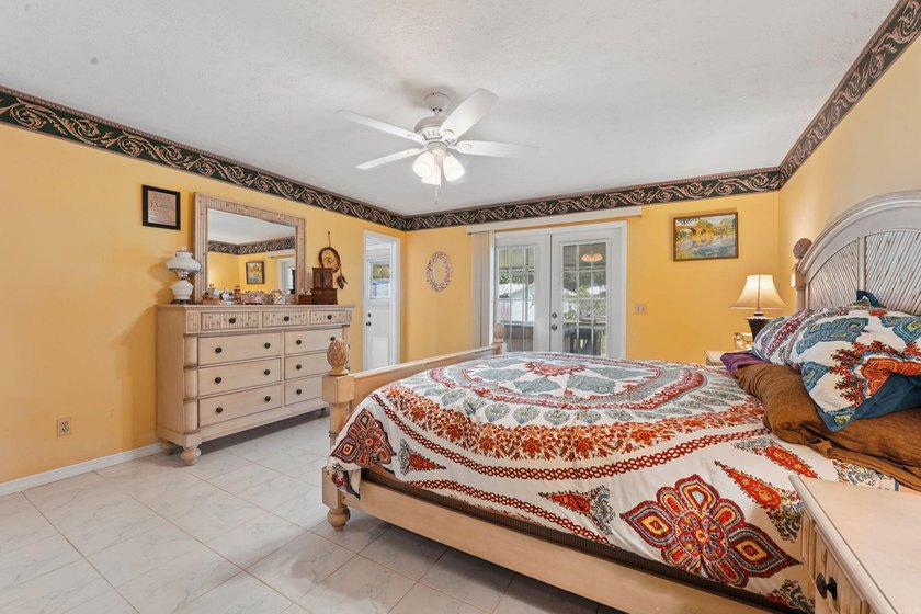 Welcome to 902 Egret Avenue in Fort Pierce! Tucked away on a - photo 20