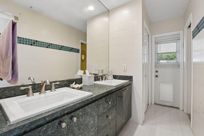 Welcome to 902 Egret Avenue in Fort Pierce! Tucked away on a - photo 26